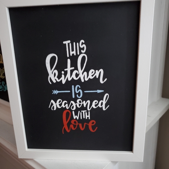 Decor - Picture 2 of 16